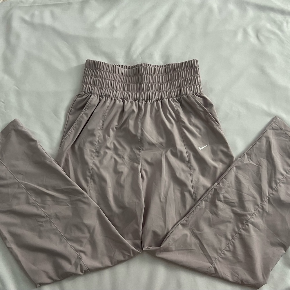 Nike Platinum Violet Dri-FIT Apparel